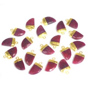 ทับทิม13ถึง15มิลลิเมตรที่มีประกันตัวฮอร์นรูปจี้ชุบทอง - Product Image 1