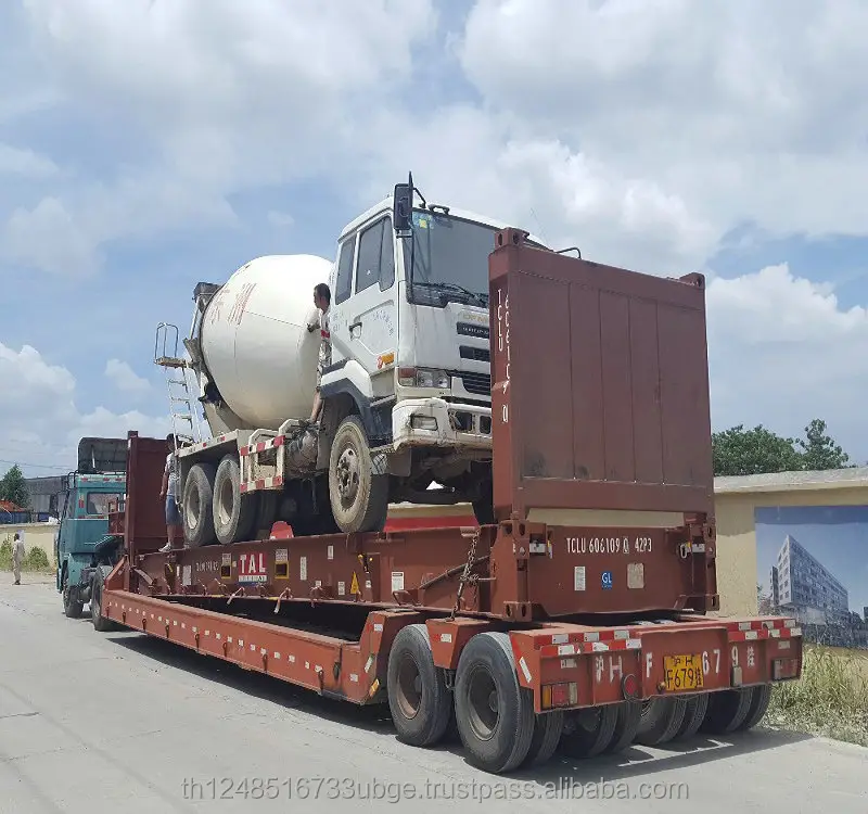 Mélangeur de béton Nissan UD d'occasion, camion mélangeur, à la mode, en vente