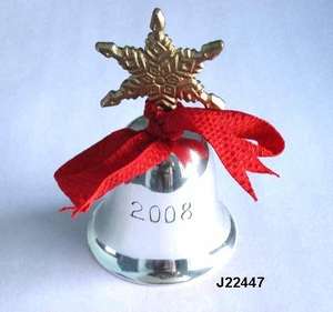 Campana de Latón Plateada con Mango de Madera, Campana Navideña Pintada, Campana de Metal Plateada - Product Image 4