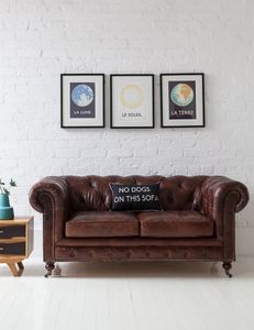 Sofá Chesterfield de 2 plazas con estilo vintage de cuero genuino para uso doméstico, muebles elegantes para sala de estar - Product Image 1