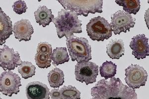 Rodajas de Estalactitas de Amatista Natural de Calidad AAAAA, Piedras Preciosas Minerales Multicolores para Joyería, Creaciones Rida, Color 100% Natural - Product Image 3