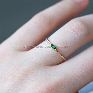 Anillo de Compromiso con Esmeralda, Suministro Directo de Fábrica, Anillo de Oro Amarillo de 14k al por Mayor para Mujer - Product Image 3