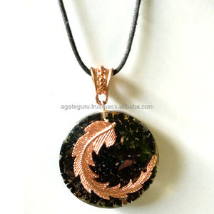 Collar de disco de turmalina negra, orgón - Product Image 1