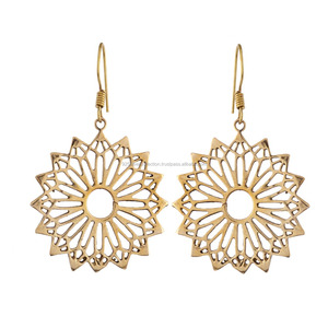 Pendientes geométricos de latón hechos a mano, Pendientes colgantes de estilo gancho para mujer, joyería artesanal ligera, pendientes llamativos Boho Chic - Product Image 2