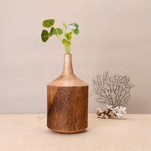 Hermoso florero de madera maciza hecho a mano decoración de oficina en casa de alta calidad para suministro de compradores a granel - Product Image 5