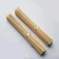 Hoogwaardige ronde bamboe spiesjes, makkelijk schoon te maken & hittebestendig, 100 stuks/zak, uit Vietnam. De beste gereedschappen voor uw behoeften.