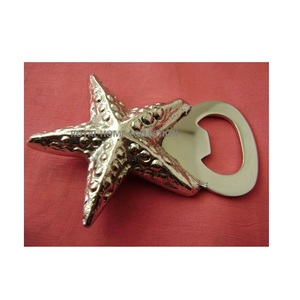 Diseño de Abrebotellas con forma de estrella en relieve de latón, mango hecho a mano pulido dorado con mango dorado, juego de abridor de barra único - Product Image 1