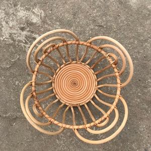 Cesta de Almacenamiento de Mimbre de Ratán con Forma de Flor Natural - Product Image 4