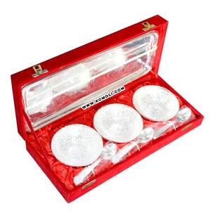 Bandeja para servir de Latón chapado en plata con cuchara Juego de regalo de diseño floral para Diwali, bodas indias u ocasiones festivas - Product Image 3