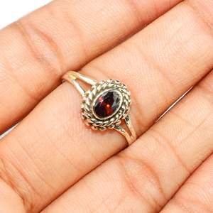 Anillos de plata de ley 925 con forma ovalada, joyería de plata 925 con forma de granate, venta al por mayor - Product Image 4