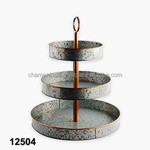 Galvanisé Trois Rangées De Fruits Panier - Product Image 1