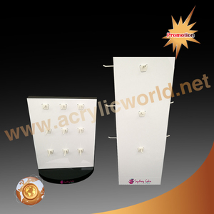 Soporte de exhibición de acrílico de tamaño personalizado para calcetines con ganchos - Product Image 5