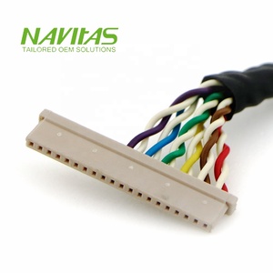 Ensamblaje de cable personalizado con conector de 4 posiciones Tyco y enchufe hembra HDB44 - Product Image 4