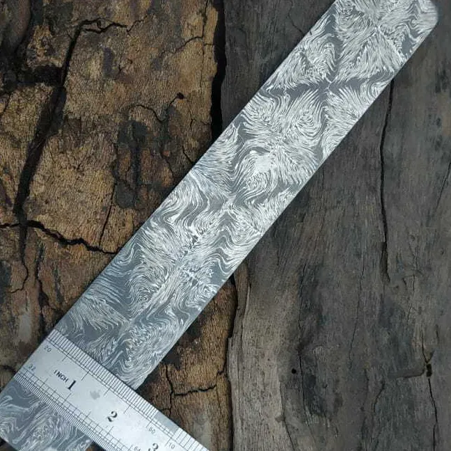 Заготовка из дамасской стали ручной работы с мозаичным рисунком для изготовления ножей с плоским стержнем