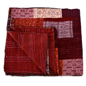 Soie indienne fait à la main écologique 500TC Kantha couverture couverture reine taille literie Patch travail matelassé décor à la maison en gros - Product Image 2