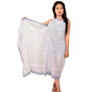 Sarong de algodón hecho a mano del fabricante indio, bufanda larga con estampado de bloques florales, chales tradicionales Pareo para mujer, venta al por mayor - Product Image 2