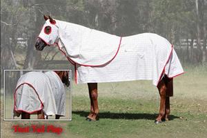Couverture d'été pour cheval Ripstop avec capuche intégrée, doublure en coton, tissu en polyester |   Couverture d'été légère en ripstop pour cheval avec capuche intégrée - Product Image 3