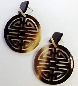 Pendientes Clásicos de Cuerno de Búfalo - Product Image 3