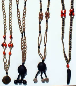 Collares de semillas tropicales para hombre, hechos a mano en la selva Tropical del Perú por Shuar Indian Tribe