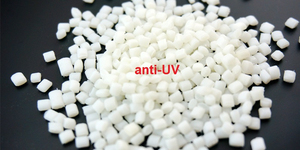 Stabilisateur UV / Masterbatch Anti-UV / Additifs pour Plastiques Extérieurs PE PP PS Moulage Appareils Électroménagers Certifié ISO9001 0,5%-2,5% - Product Image 2