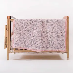 Edredón de algodón con estampado Animal para bebé - Product Image 1