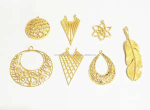 แฟนซีขนรูปร่างชุบทองเสน่ห์โลหะจี้-วัด20มม. X 70มม. - Product Image 4