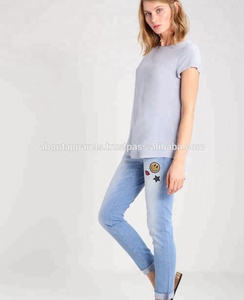 Camiseta informal holgada con estampado de rayas florales para mujer, camiseta de talla grande de manga corta con cuello redondo y botones bordados, encaje de algodón, precio barato - Product Image 6