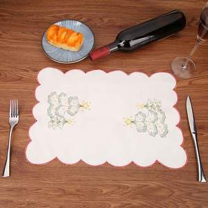 Mantel Individual de mesa hecho a mano de algodón con bordado personalizado de Navidad, barato, para venta al por mayor, redondo o rectangular - Product Image 1