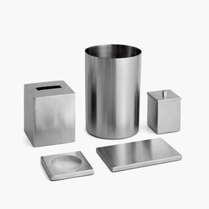 Ensemble d'accessoires de salle de bain modernes écologiques en acier inoxydable sept pièces pour hôtels et restaurants - Product Image 1