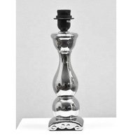 Lámparas de mesa de Metal decorativas para Hotel, nuevo diseño moderno, decoración elegante para sala de estar y comedor, con logotipo personalizado y embalaje