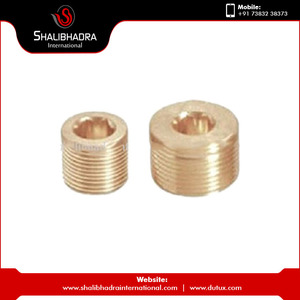 Enchufe de tubo de latón de acero fabricado en India - Product Image 2
