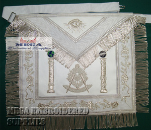 ผ้ากันเปื้อนปักครอสติช & เย็บปักถักร้อย - Product Image 4