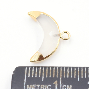 Pendentif en laiton et calcédoine, forme de lune, plaqué or, charme en pierre facettée, pour la création de bijoux, avec bélière - Product Image 3