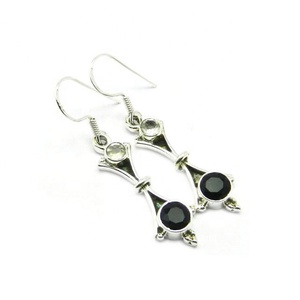 Boucles d'oreilles en argent Sterling 925 faites à la main pour femmes filles cristal d'onyx noir multi-pierres précieuses avec placage d'or pour les cadeaux de fêtes - Product Image 1