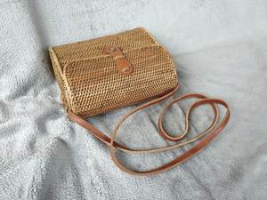 กระเป๋าคลัทช์หวายวินเทจจากเวียดนาม - Product Image 2