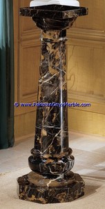 Pedestales de mármol negro y dorado tallados a mano Pantalla de columna única Pilares romanos sólidos - Product Image 4