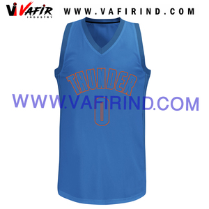 Ensemble de maillot de basket-ball pour hommes personnalisable respirant et à séchage rapide 2024, design haut de gamme, costumes de basket-ball 100% polyester antibactérien - Product Image 3