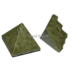 Pyramides de Vesonite Lémurienne - Product Image 2