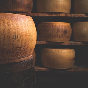 Giuseepi Verdi-GVERDI, 24 mois, 500 g Parmesan fromage - Product Image 3