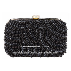 Bolso de mano negro con cuentas naturales y bordado, para mujer, para fiesta y boda - Product Image 1