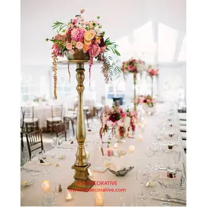 Vas Bunga Emas Dalam dan Luar Ruangan untuk Dekorasi Lantai Vas Bunga Dekoratif Atas Meja Logam Tinggi untuk Dijual
