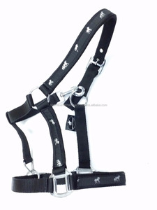Shemax International Equestrian - Cabestro de Nailon para Caballo con Estampado Ecuestre, Acolchado de Nubuck, Totalmente Ajustable, Negro SI-0866, Hecho en Pakistán - Product Image 3