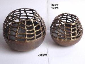 High Quality Eco-Friendly Handmade Decorative Cast Aluminum Mirror Polish <b>Tea</b> <b>Light</b> Candle Holder for <b>Christmas</b> Home Decor - Product Image 5