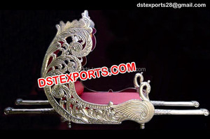 Doli de Boda Estilo Rajwada, Palki de Aspecto Tradicional, Elegante Palanquín de Madera Tallada Dorada para Bodas, Asequible en EE. UU. - Product Image 6