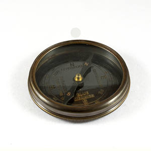 Caja de brújula Náutica de Metal de aleación de latón hecha a mano Material de vidrio Uso marino Aniversario/Regalo de cumpleaños - Product Image 3