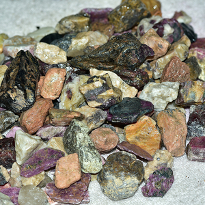 Pierre précieuse brute de tourmaline multiple pour la fabrication de bijoux. Grossiste Fournisseur PAR CASA DE PLATA - Product Image 2