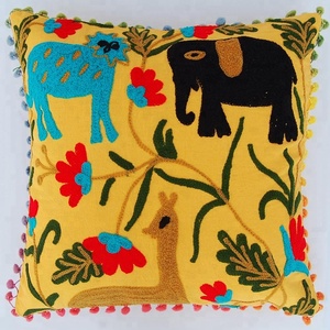 Nouvelle housse de coussin jaune indien faite à la main Suzani laine broderie coton carré canapé taie d'oreiller décorative en gros pour la maison - Product Image 2