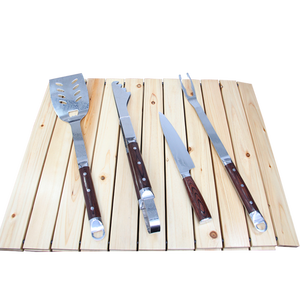 Juego de 4 Utensilios para Asar a la Parrilla, Cuchillo de Acero Inoxidable Damasco de 67 Capas VG-10 de 8 Pulgadas, Espátula, Pinzas y Tenedor con Diseño de Damasco Imitación Soldado - Product Image 1