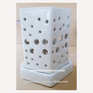 Fabrication de bougeoirs en pierre de savon, 10 pièces - Product Image 1
