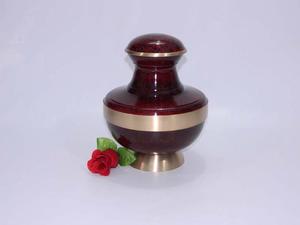 โกศทองเหลืองโบราณสำหรับสัตว์เลี้ยงผู้ใหญ่ปรับแต่งได้ทำด้วยมือโลโก้ที่ระลึกงานศพได้แรงบันดาลใจจากรูปแบบโลงศพ - Product Image 6